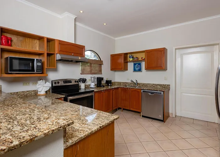 Sunrise 20- 3 Bedroom Ocean View Penthouse * Tamarindo